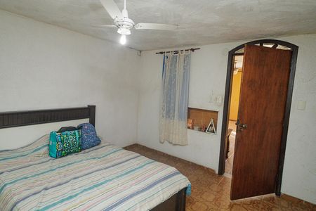 Casa à venda com 320m², 4 quartos e 7 vagas Casa à venda com 320m², 4 quartos e 7 vagasQuarto 2