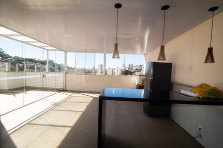 Apartamento à venda com 180m², 3 quartos e 2 vagas Apartamento à venda com 180m², 3 quartos e 2 vagasCobertura - Área Gourmet