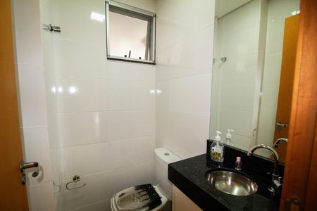 Apartamento à venda com 180m², 3 quartos e 2 vagas Apartamento à venda com 180m², 3 quartos e 2 vagasLavabo