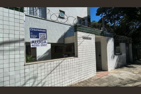 Apartamento à venda com 180m², 3 quartos e 2 vagas Apartamento à venda com 180m², 3 quartos e 2 vagasPlaca Instalada dia 29/06- Código RHMH-42