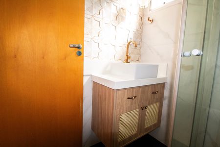 Banheiro da Suite de apartamento à venda com 3 quartos, 180m² em Salgado Filho, Belo Horizonte