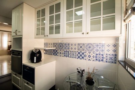 Apartamento à venda com 180m², 3 quartos e 2 vagas Apartamento à venda com 180m², 3 quartos e 2 vagasCozinha