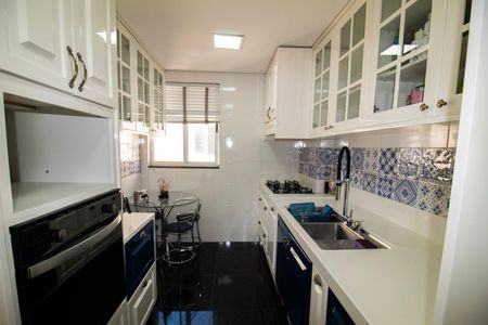 Cozinha de apartamento à venda com 3 quartos, 180m² em Salgado Filho, Belo Horizonte