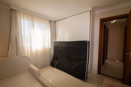 Apartamento à venda com 180m², 3 quartos e 2 vagas Apartamento à venda com 180m², 3 quartos e 2 vagasQuarto 03- Suite