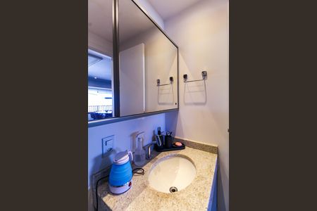 Apartamento à venda com 58m², 2 quartos e 1 vaga Apartamento à venda com 58m², 2 quartos e 1 vagaBanheiro