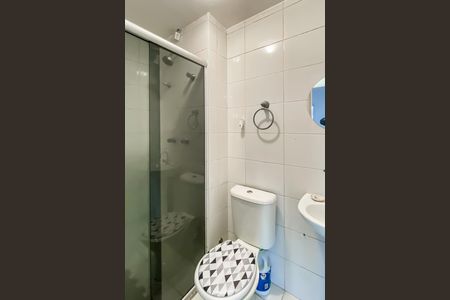 Banheiro de apartamento para alugar com 2 quartos, 46m² em Jardim Sao Francisco (zona Leste), São Paulo