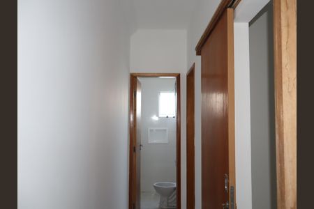 Corredor de apartamento à venda com 2 quartos, 35m² em Jardim Santa Teresinha, São Paulo
