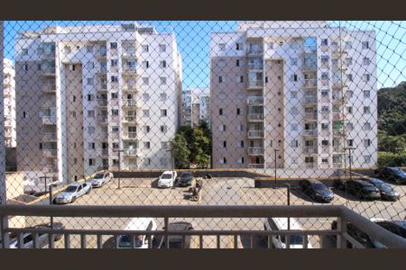 Apartamento à venda com 47m², 2 quartos e 1 vaga Apartamento à venda com 47m², 2 quartos e 1 vagaVaranda