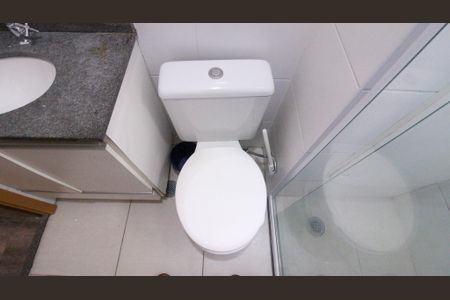 Apartamento à venda com 47m², 2 quartos e 1 vaga Apartamento à venda com 47m², 2 quartos e 1 vagaBanheiro