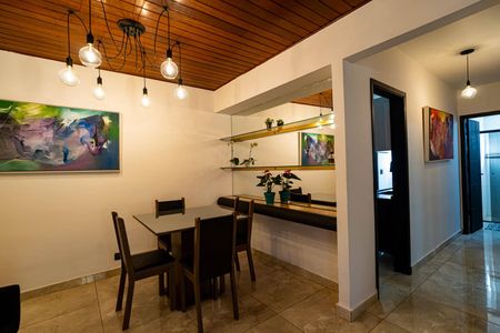 Apartamento à venda com 76m², 2 quartos e 1 vaga