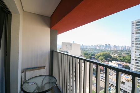 Varanda de kitnet/studio para alugar com 1 quarto, 27m² em Santo Amaro, São Paulo