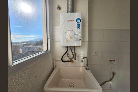 Apartamento à venda com 42m², 2 quartos e 1 vaga Apartamento à venda com 42m², 2 quartos e 1 vagaCozinha e Área de Serviço