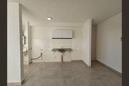 Apartamento à venda com 42m², 2 quartos e 1 vaga Apartamento à venda com 42m², 2 quartos e 1 vagaCozinha e Área de Serviço