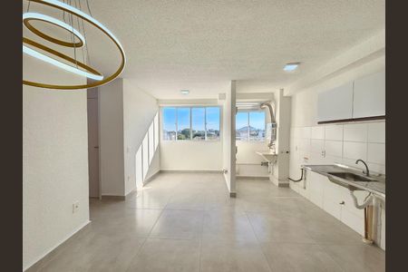 Sala de apartamento para alugar com 2 quartos, 42m² em Campo Grande, Rio de Janeiro