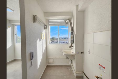 Apartamento à venda com 42m², 2 quartos e 1 vaga Apartamento à venda com 42m², 2 quartos e 1 vagaCozinha e Área de Serviço