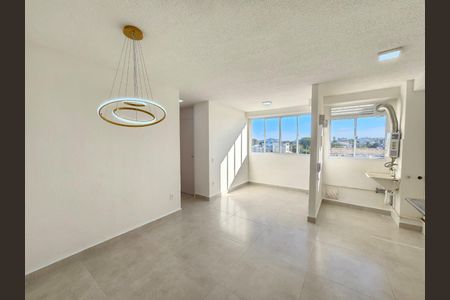 Sala de apartamento para alugar com 2 quartos, 42m² em Campo Grande, Rio de Janeiro