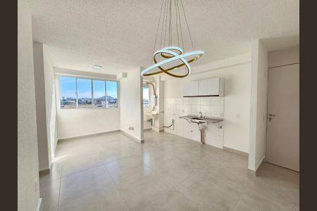 Sala de apartamento para alugar com 2 quartos, 42m² em Campo Grande, Rio de Janeiro