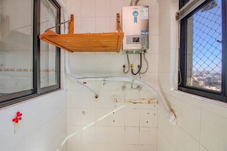 Apartamento para alugar com 174m², 3 quartos e 2 vagasCozinha e Área de Serviço