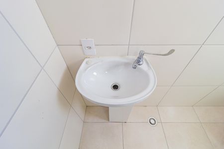 Apartamento para alugar com 35m², 1 quarto e sem vaga Apartamento para alugar com 35m², 1 quarto e sem vagaDetalhe - Banheiro