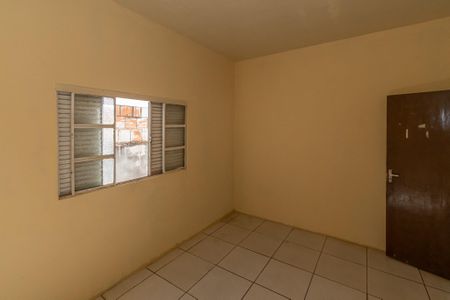 Casa para alugar com 120m², 2 quartos e 2 vagas Casa para alugar com 120m², 2 quartos e 2 vagasQuarto 1