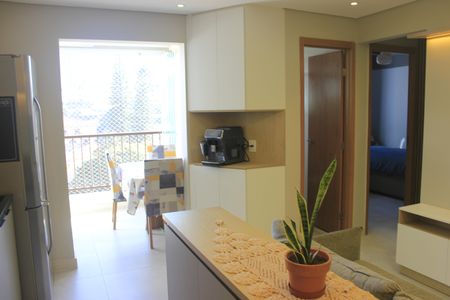 Sala  de apartamento para alugar com 2 quartos, 45m² em Vila Galvão, Guarulhos