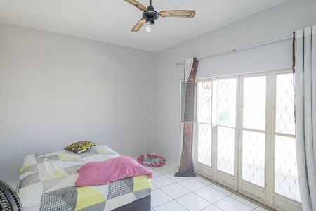 Casa à venda com 210m², 3 quartos e 2 vagas Casa à venda com 210m², 3 quartos e 2 vagasQuarto 2