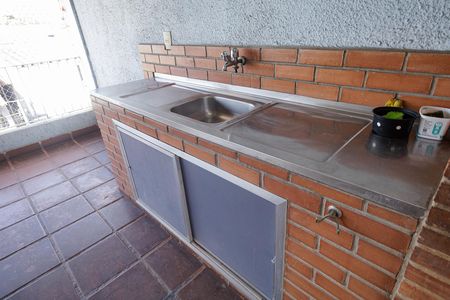 Casa à venda com 210m², 3 quartos e 2 vagas Casa à venda com 210m², 3 quartos e 2 vagasÁrea gourmet
