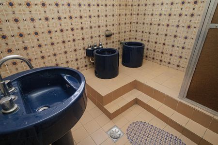 Banheiro 1 de casa à venda com 3 quartos, 210m² em Campo Grande, Rio de Janeiro