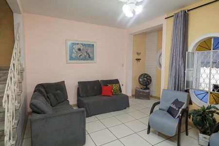 Sala de casa à venda com 3 quartos, 210m² em Campo Grande, Rio de Janeiro