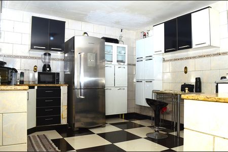 Casa para alugar com 148m², 2 quartos e 2 vagasCozinha