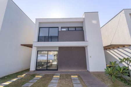 Casa de condomínio à venda com 208m², 3 quartos e 2 vagasFachada da Casa