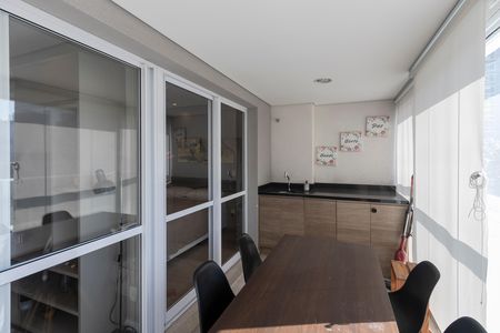 Apartamento para alugar com 42m², 1 quarto e 1 vaga Apartamento para alugar com 42m², 1 quarto e 1 vagaVaranda