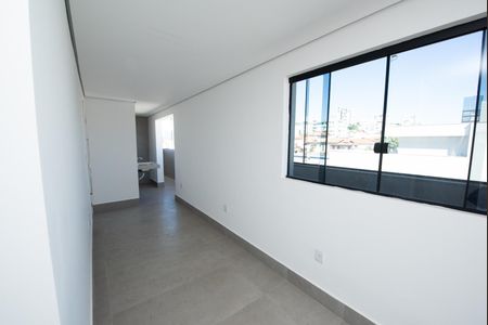 Apartamento à venda com 190m², 3 quartos e 4 vagas Apartamento à venda com 190m², 3 quartos e 4 vagasCobertura