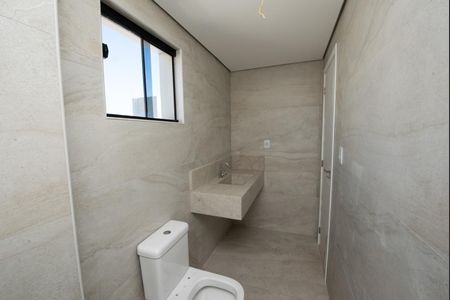 Apartamento à venda com 190m², 3 quartos e 4 vagas Apartamento à venda com 190m², 3 quartos e 4 vagasBanheiro da Suíte