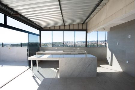 Apartamento à venda com 190m², 3 quartos e 4 vagas Apartamento à venda com 190m², 3 quartos e 4 vagasCobertura