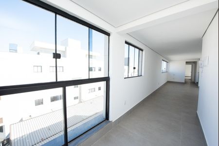 Apartamento à venda com 190m², 3 quartos e 4 vagas Apartamento à venda com 190m², 3 quartos e 4 vagasSala