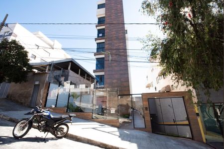 Fachada do Prédio de apartamento à venda com 3 quartos, 190m² em Barreiro, Belo Horizonte