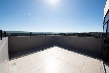Apartamento à venda com 190m², 3 quartos e 4 vagas Apartamento à venda com 190m², 3 quartos e 4 vagasCobertura