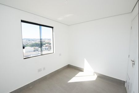 Apartamento à venda com 190m², 3 quartos e 4 vagas Apartamento à venda com 190m², 3 quartos e 4 vagasQuarto 2