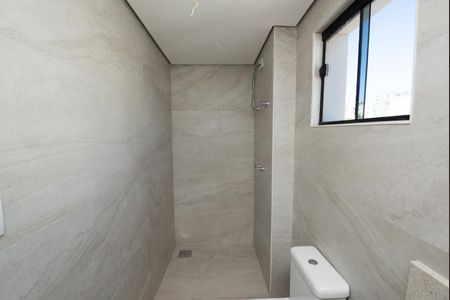 Apartamento à venda com 190m², 3 quartos e 4 vagas Apartamento à venda com 190m², 3 quartos e 4 vagasBanheiro da Suíte