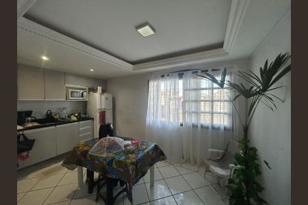 Casa para alugar com 289m², 5 quartos e 3 vagasCozinha
