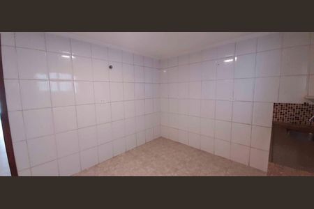 Casa para alugar com 3 quartos, 100m² em Rio Pequeno, São Paulo