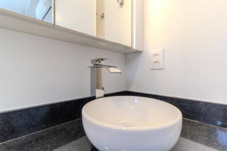 Studio para alugar com 25m², 1 quarto e sem vaga Studio para alugar com 25m², 1 quarto e sem vagaBanheiro
