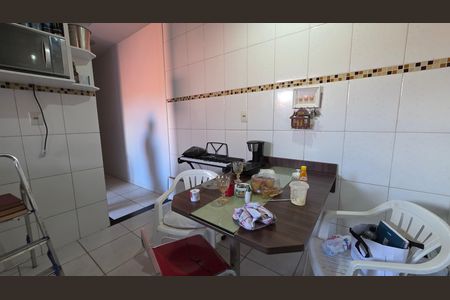 Casa à venda com 121m², 3 quartos e 2 vagas Casa à venda com 121m², 3 quartos e 2 vagasCopa