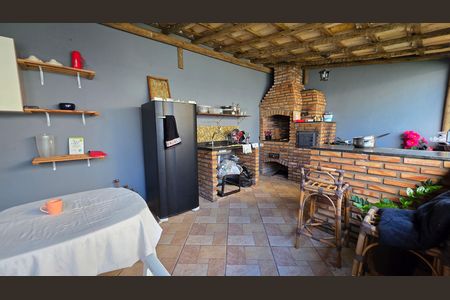 Churrasqueira de casa à venda com 3 quartos, 121m² em Novo Santos Dumont, Lagoa Santa