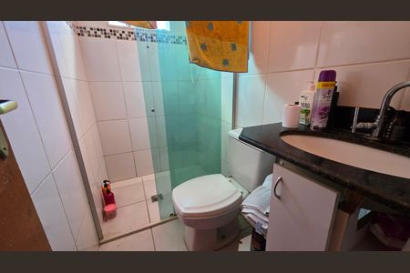 Banheiro social de casa à venda com 3 quartos, 121m² em Novo Santos Dumont, Lagoa Santa