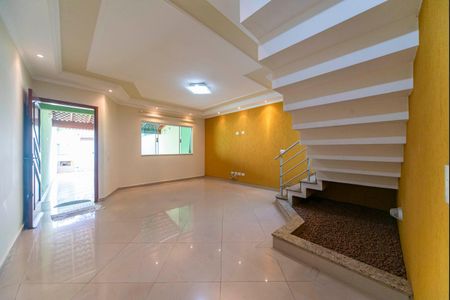 Casa para alugar com 165m², 3 quartos e 3 vagasSala