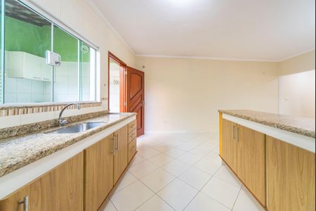 Casa para alugar com 165m², 3 quartos e 3 vagasCozinha 