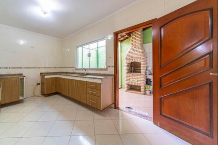 Casa para alugar com 165m², 3 quartos e 3 vagasCozinha 