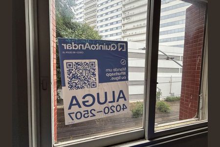 Apartamento para alugar com 104m², 2 quartos e sem vaga Apartamento para alugar com 104m², 2 quartos e sem vagaPlaca